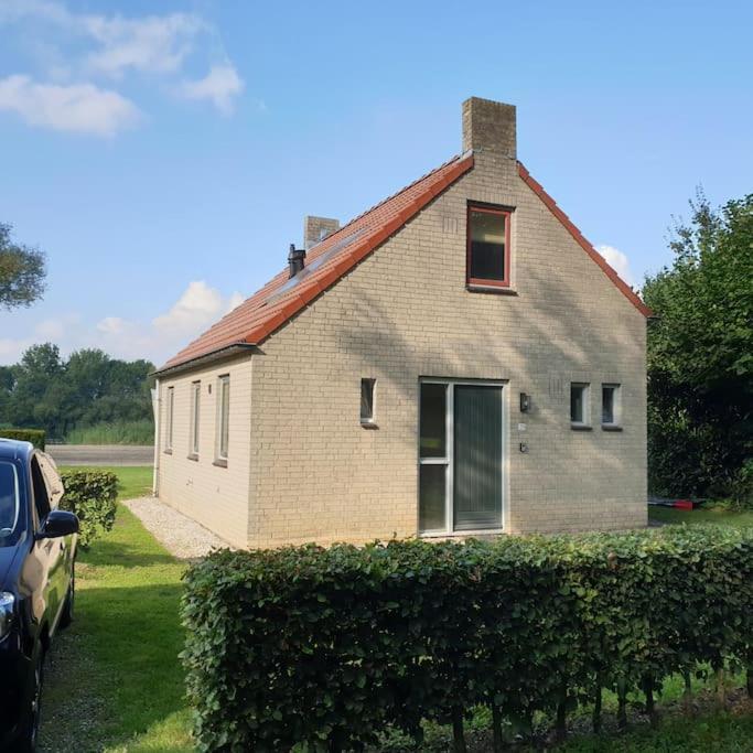 Gezellige Vakantiewoning Aan Het Water In Ewijk - Recreational Only No Workers المظهر الخارجي الصورة